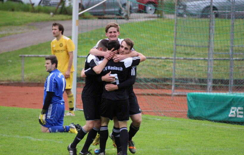 Spannung – Zittern – 3 Punkte für den SV Haslach: 2:0 gegen den FV Zell