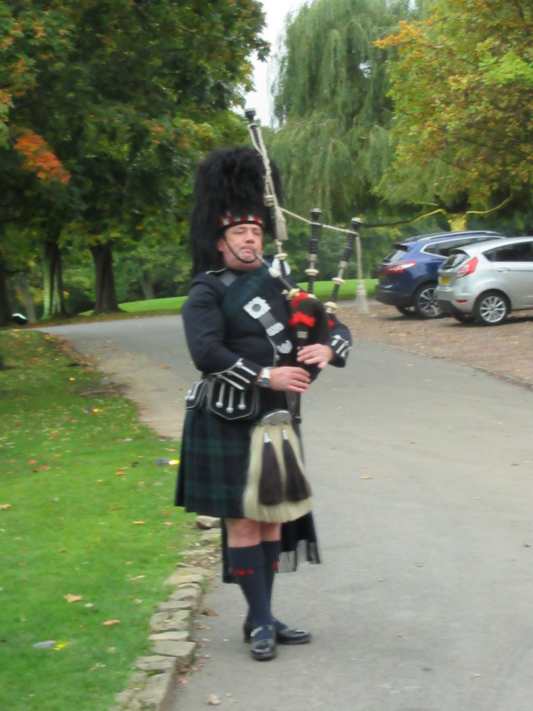 H_Edinburgh 24.09.2017, 19 45 06