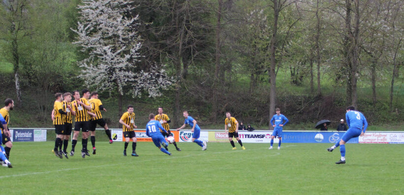 Viele Ausfälle beim SV Haslach und doch 3:2 in Oberschopfheim gewonnen